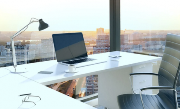 Meja kerja dengan tampilan marmer untuk kesan mewah dan elegan